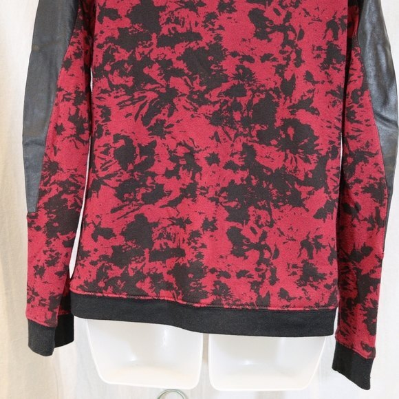 Volcom Red & Black Vegan Leather Sleeve Accent Long Sleeve Top Small - Picture 7 of 10